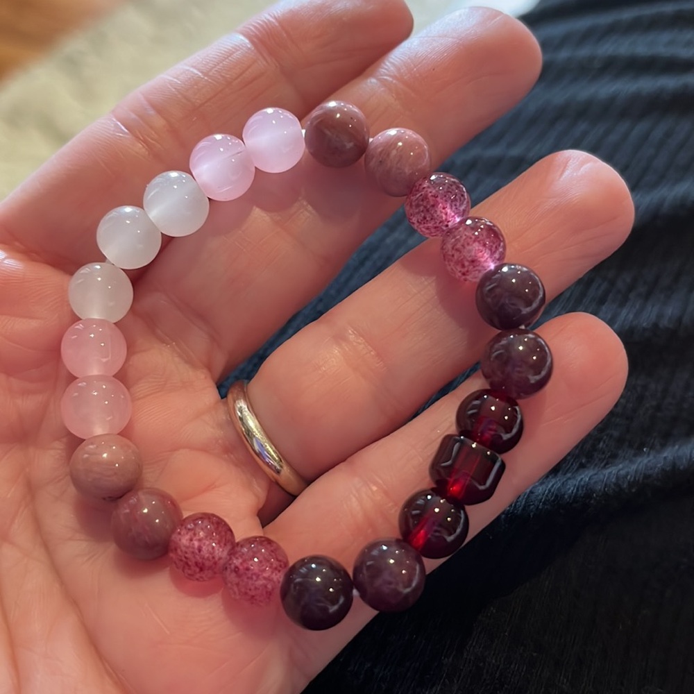 Love Spell gemstone beaded attract love - Picture 3 of 3